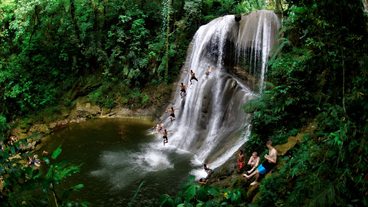 Gozalandia Waterfall