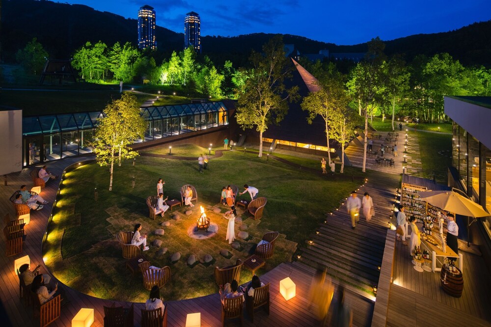 Outdoor Pictures 1