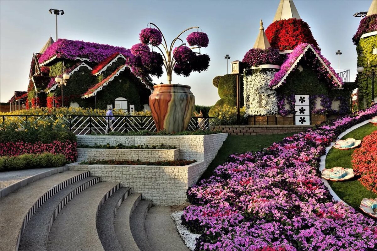 Dubai Miracle Garden