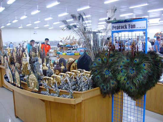 Phuthai Souvenir Market