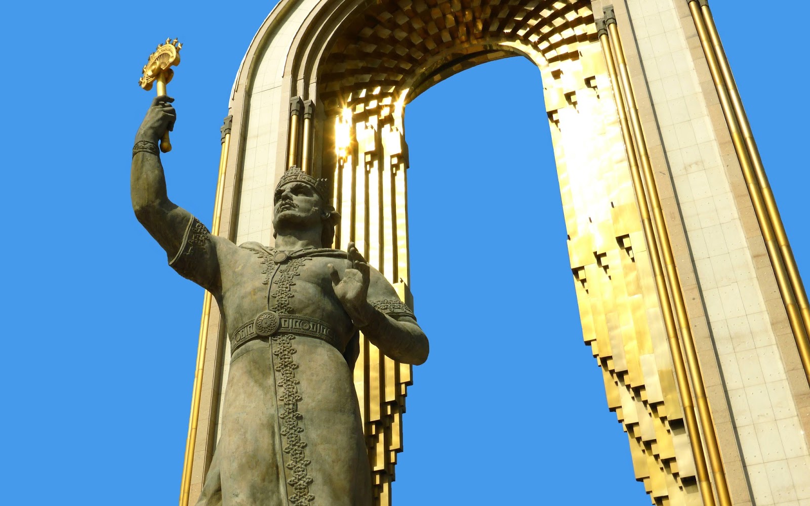 Ismoil Somoni Monument