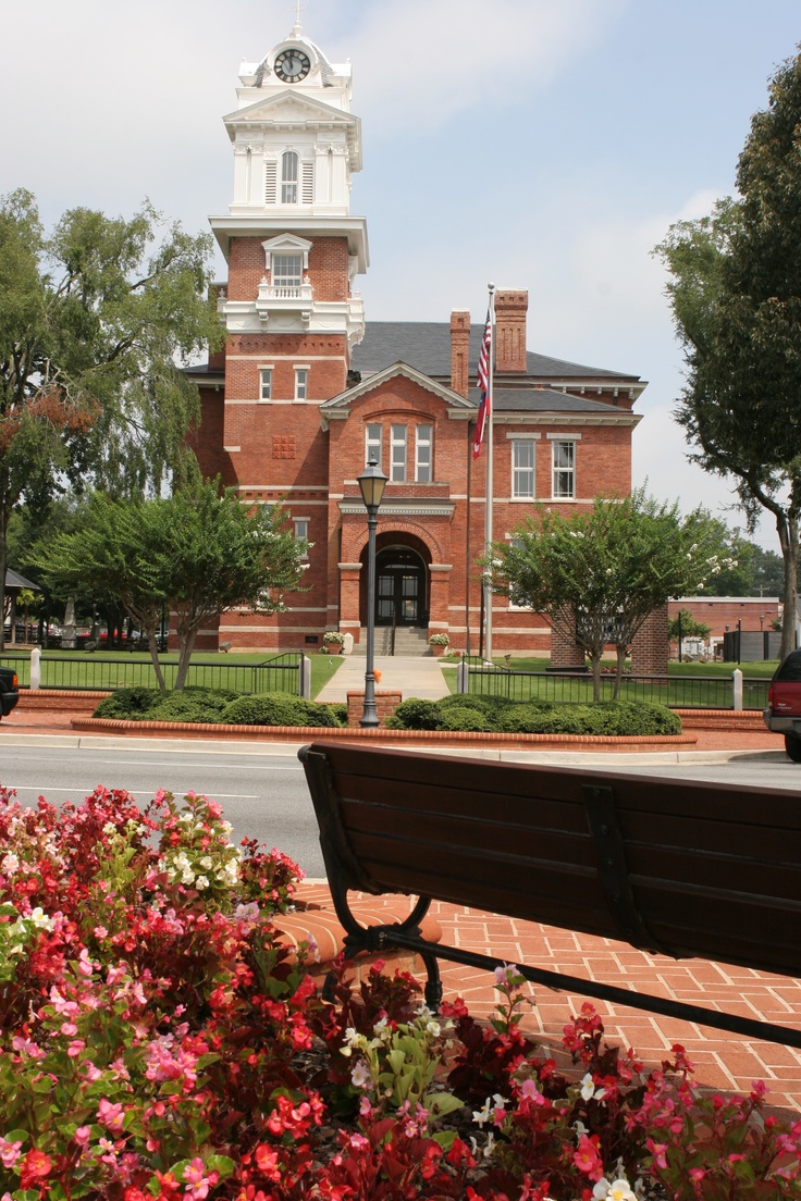 Gwinnett Historic Courthouse