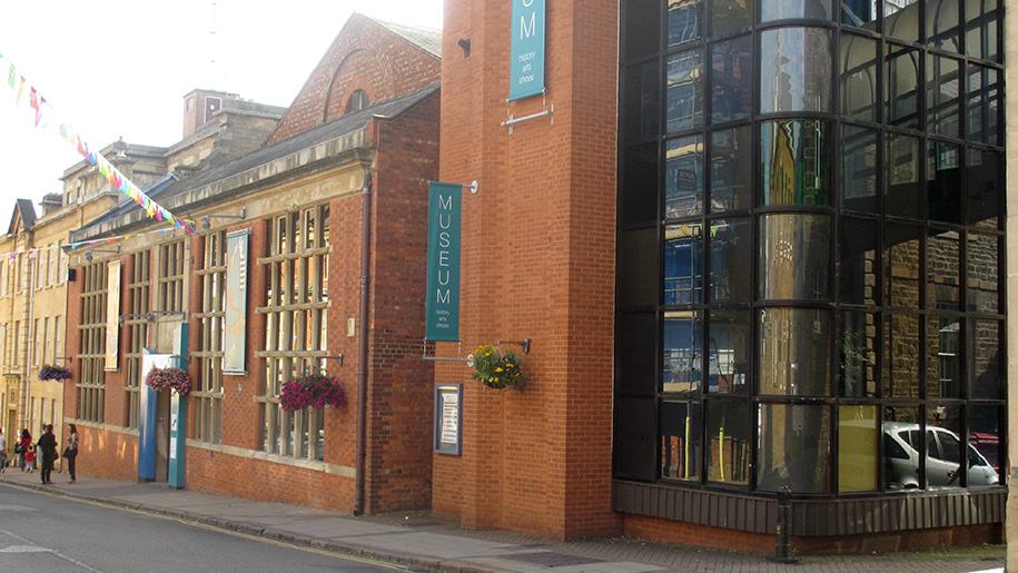 Northampton Museum & Art Gallery