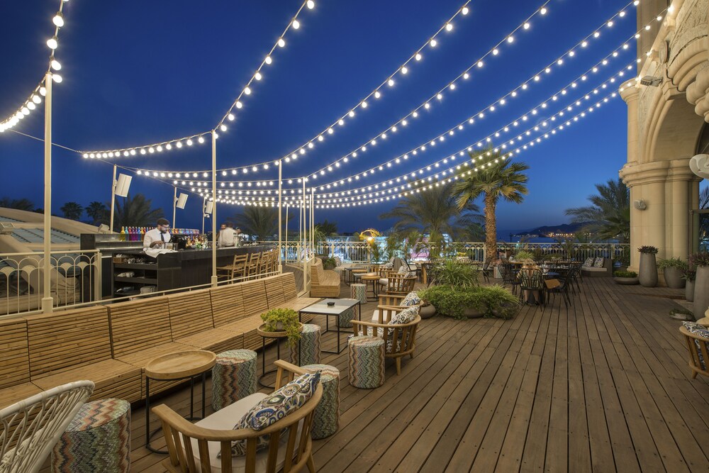 Unplugged Bar