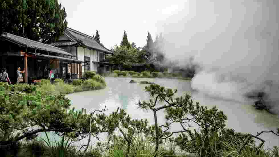 Shigongqiao Onsen Resort