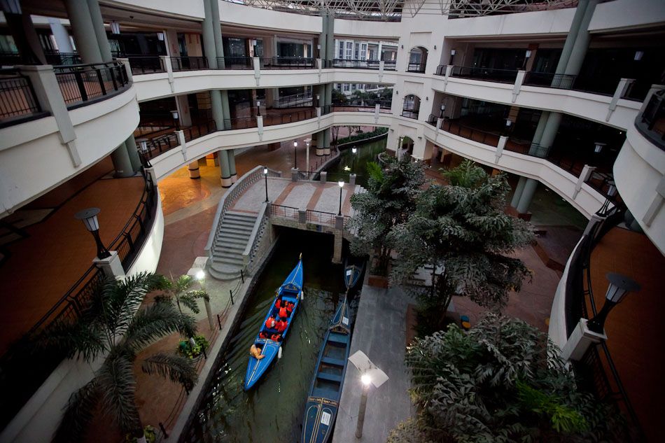 South China Mall