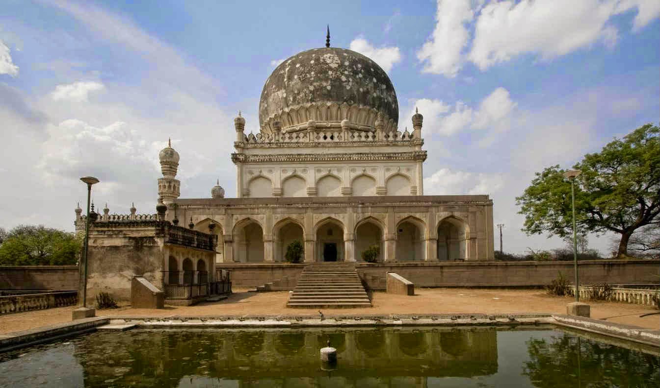 Qutb Shahi Tombs
