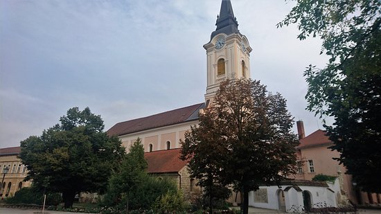 Szent Miklós Church
