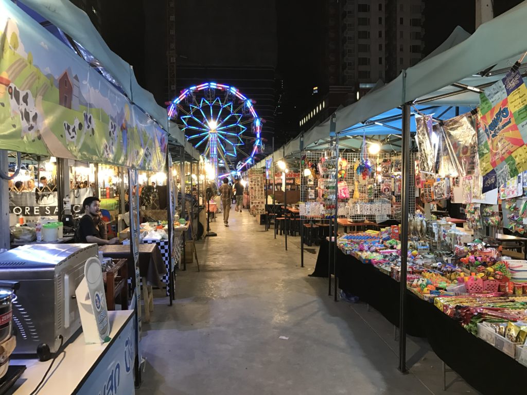 Talad Plu Market