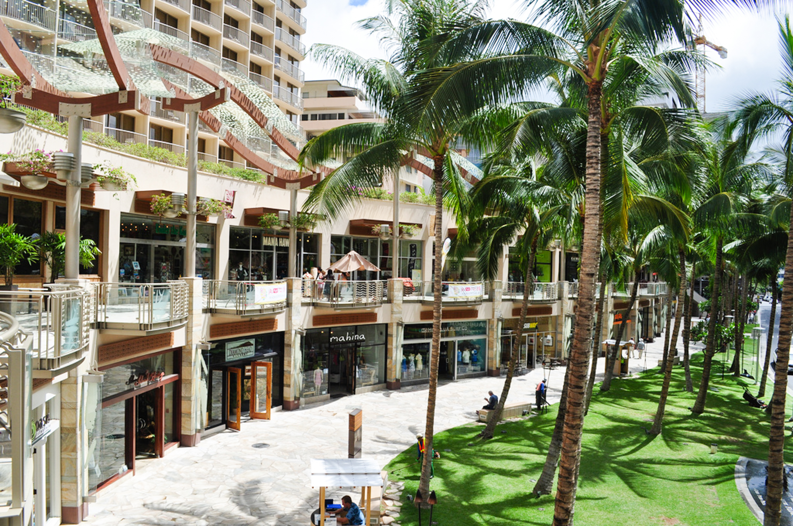 Waikiki Beach Walk