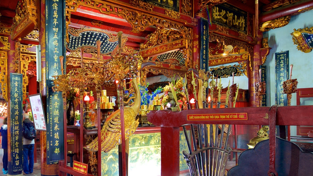 Quan Lan Temple