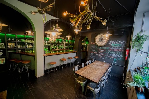 The Green Man Finest Cocktail Bar