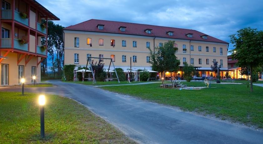 Stadthalle Fürstenfeld