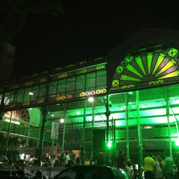 Mercado dos Pinhões