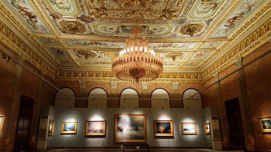 Dolmabahce Sanat Galerisi
