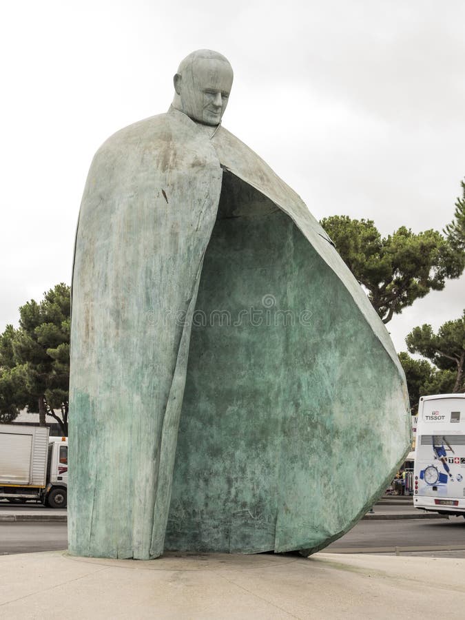 Statue du Pape Jean-Paul II
