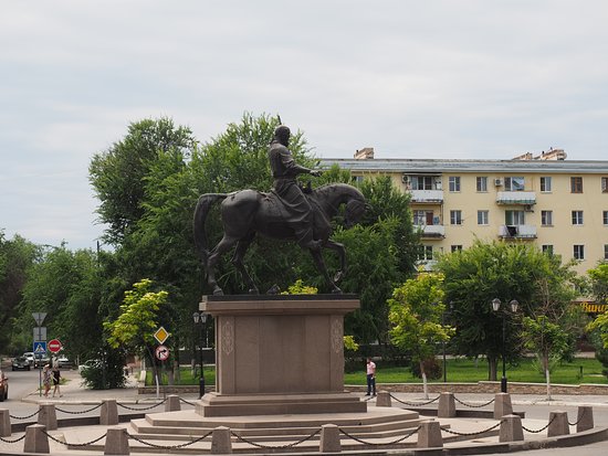 Statue of Kurmangaza Sagyrbayev