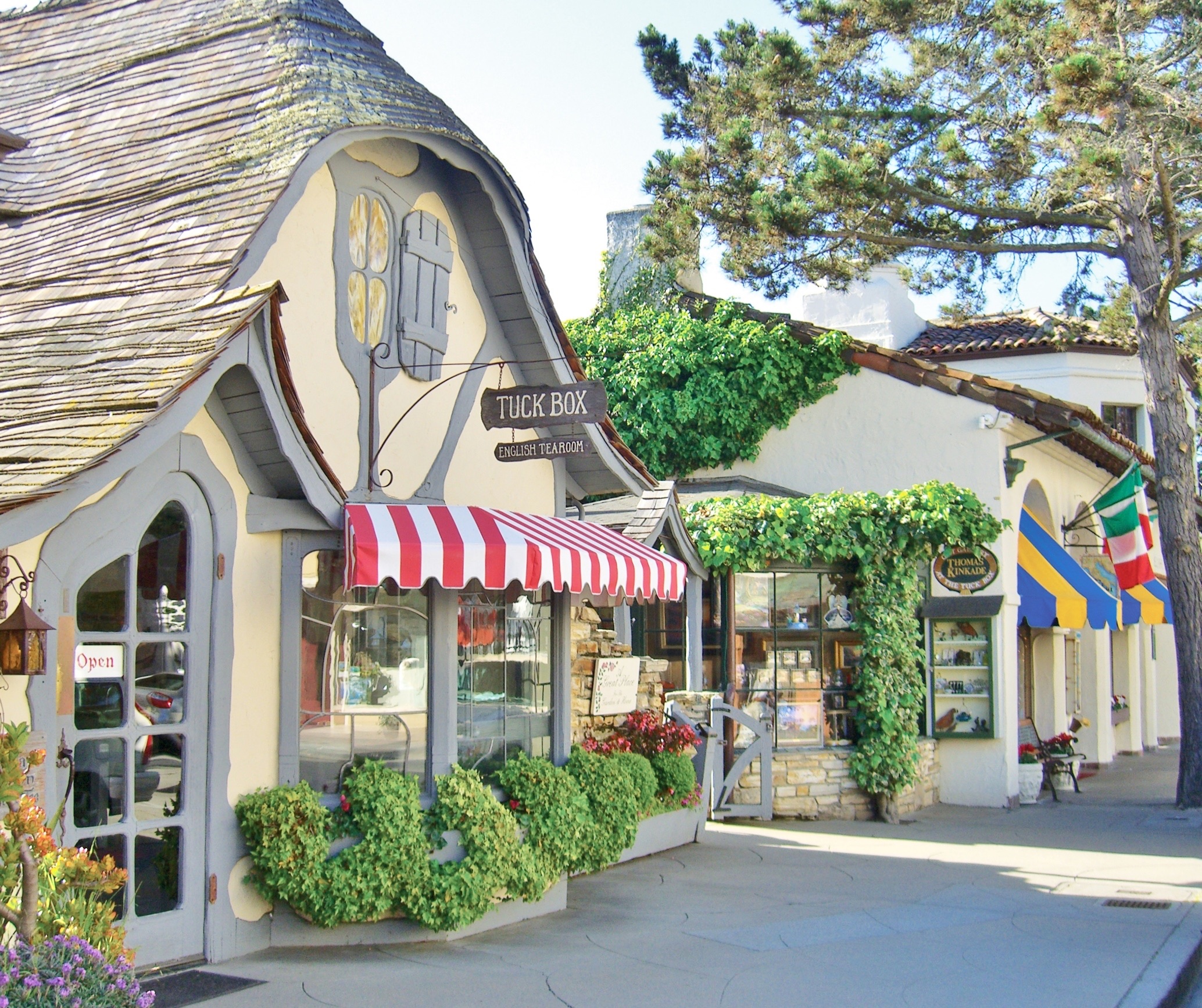 Gallery by the Sea Carmel