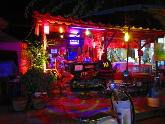 Olly's Bar