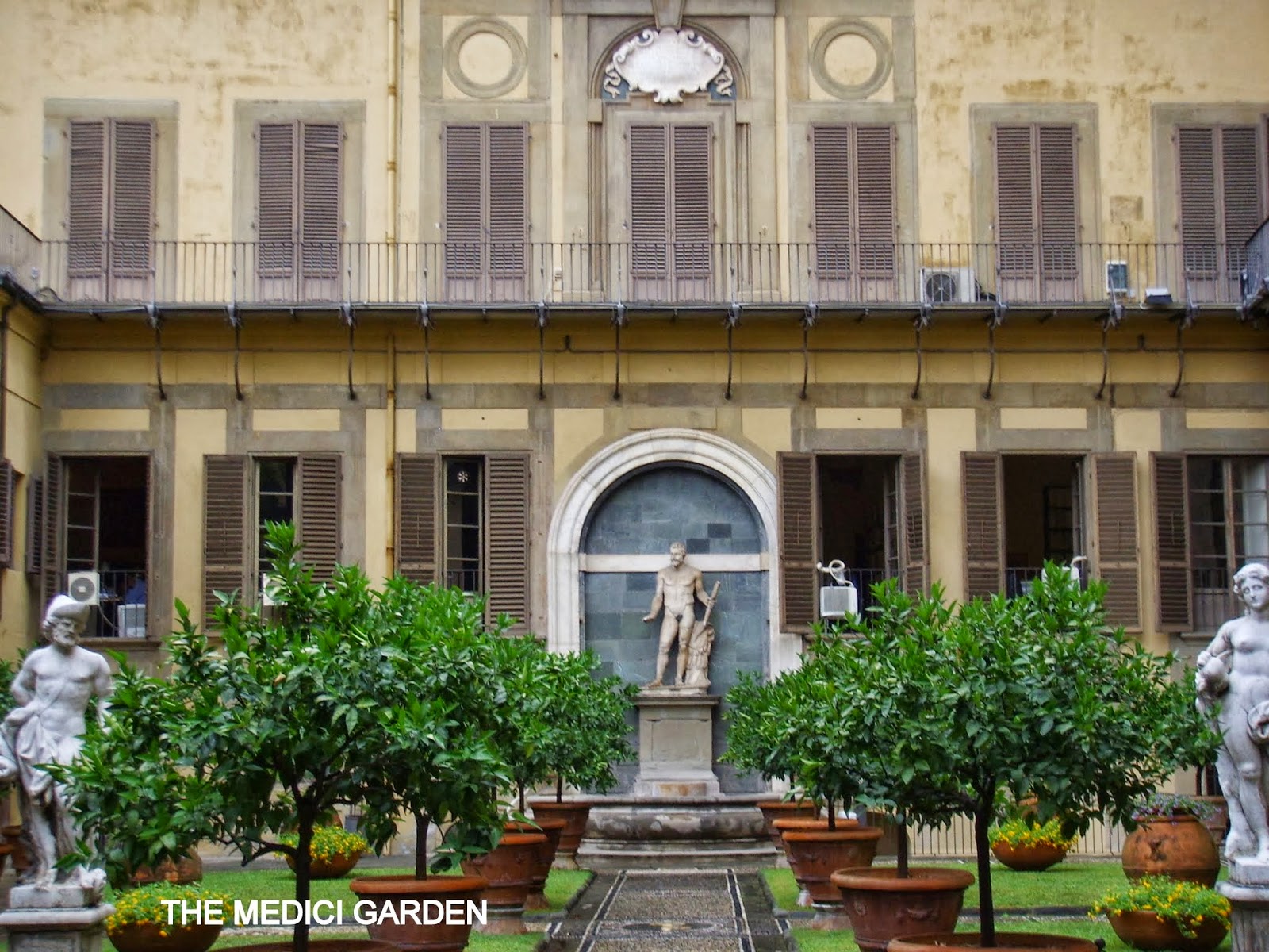 Giardino di Palazzo Vivarelli Colonna