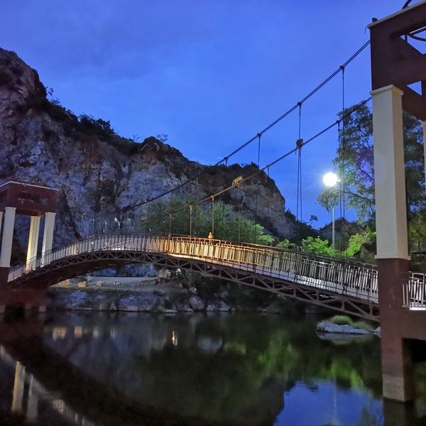 Khao Ngu Stone Park