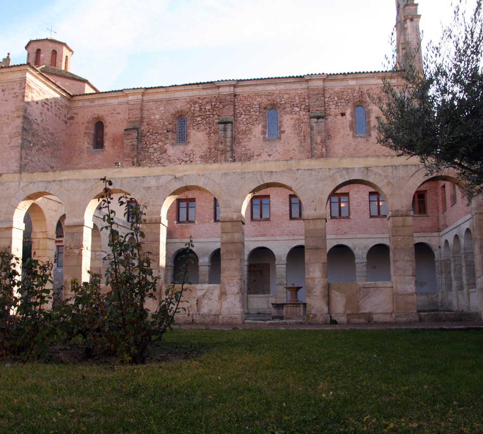 Claustro y convento de santo Domingo