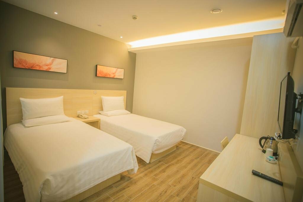 Oriental Plaza (longhua road)