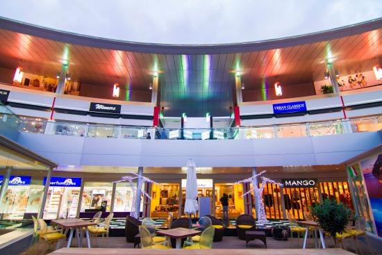 Centro Comercial Plaza del Duque