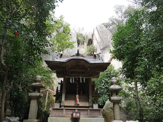 Koshikiiwa Shrine