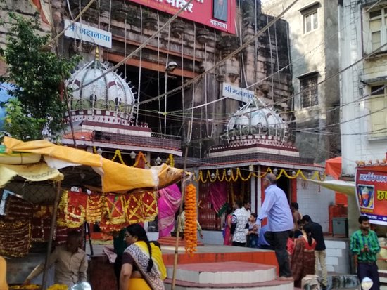 Chaubis Khamba Temple