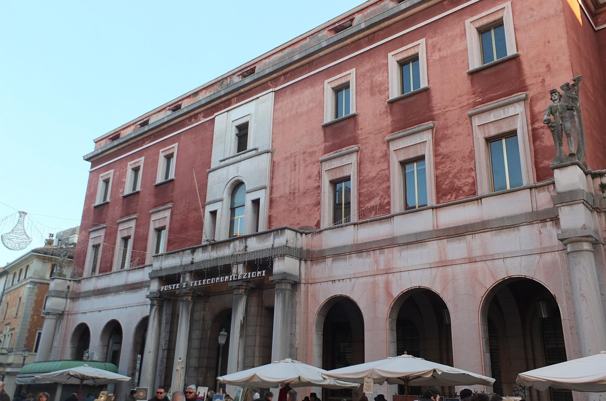 Palazzo delle Poste E Telecomunicazioni