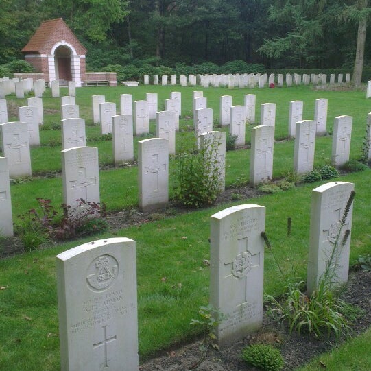 Overloon War Cemetery