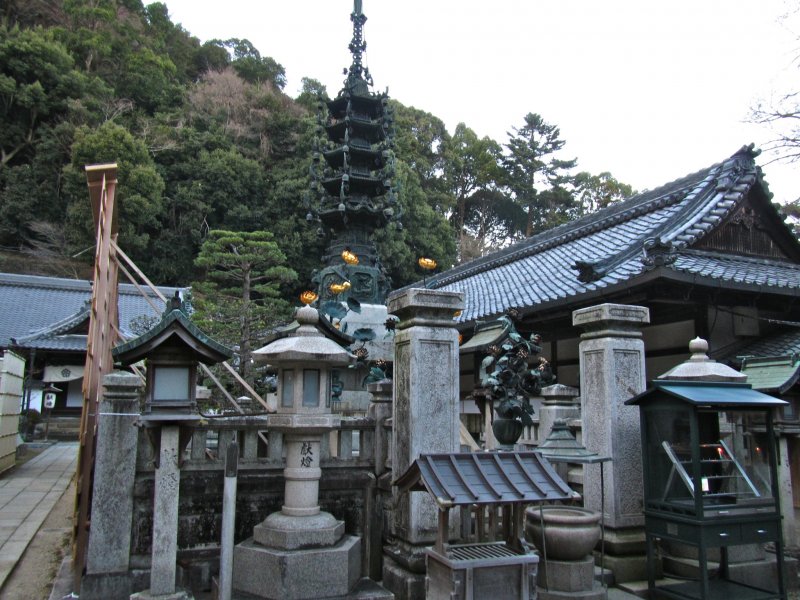 Ikoma Daimyo Shrine