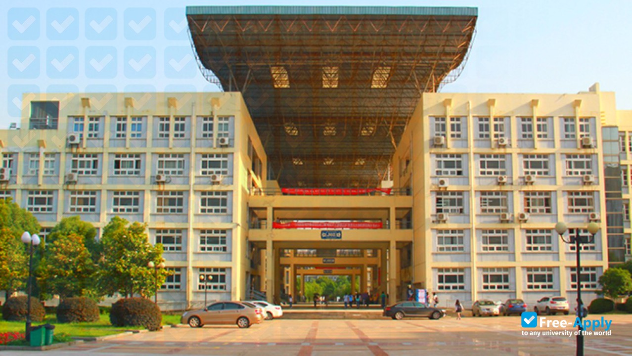 Gyeongsangnamdo Institute of Science Education