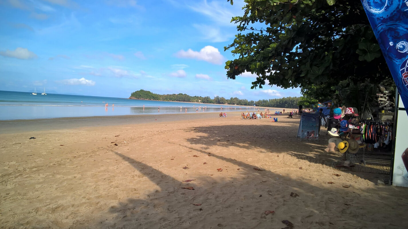 Khlong Dao Beach