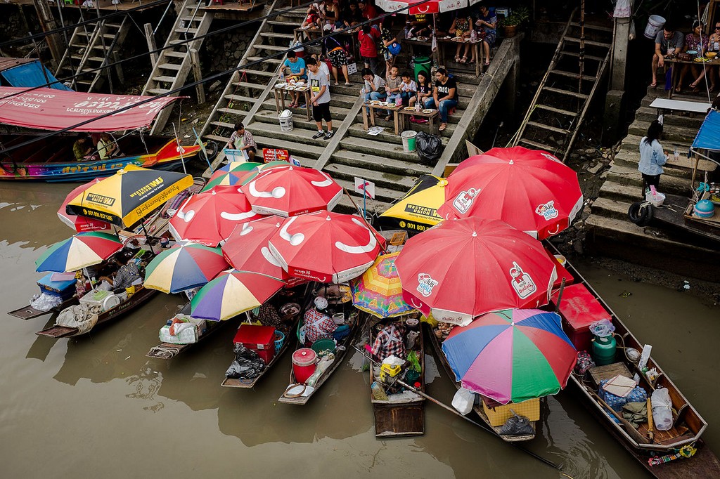 Amphawa Floating Market