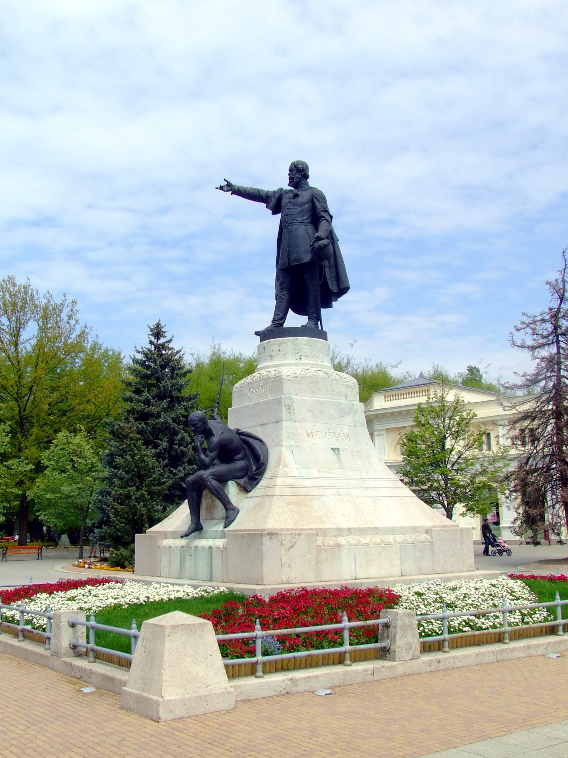 Statue of Kossuth Lajos