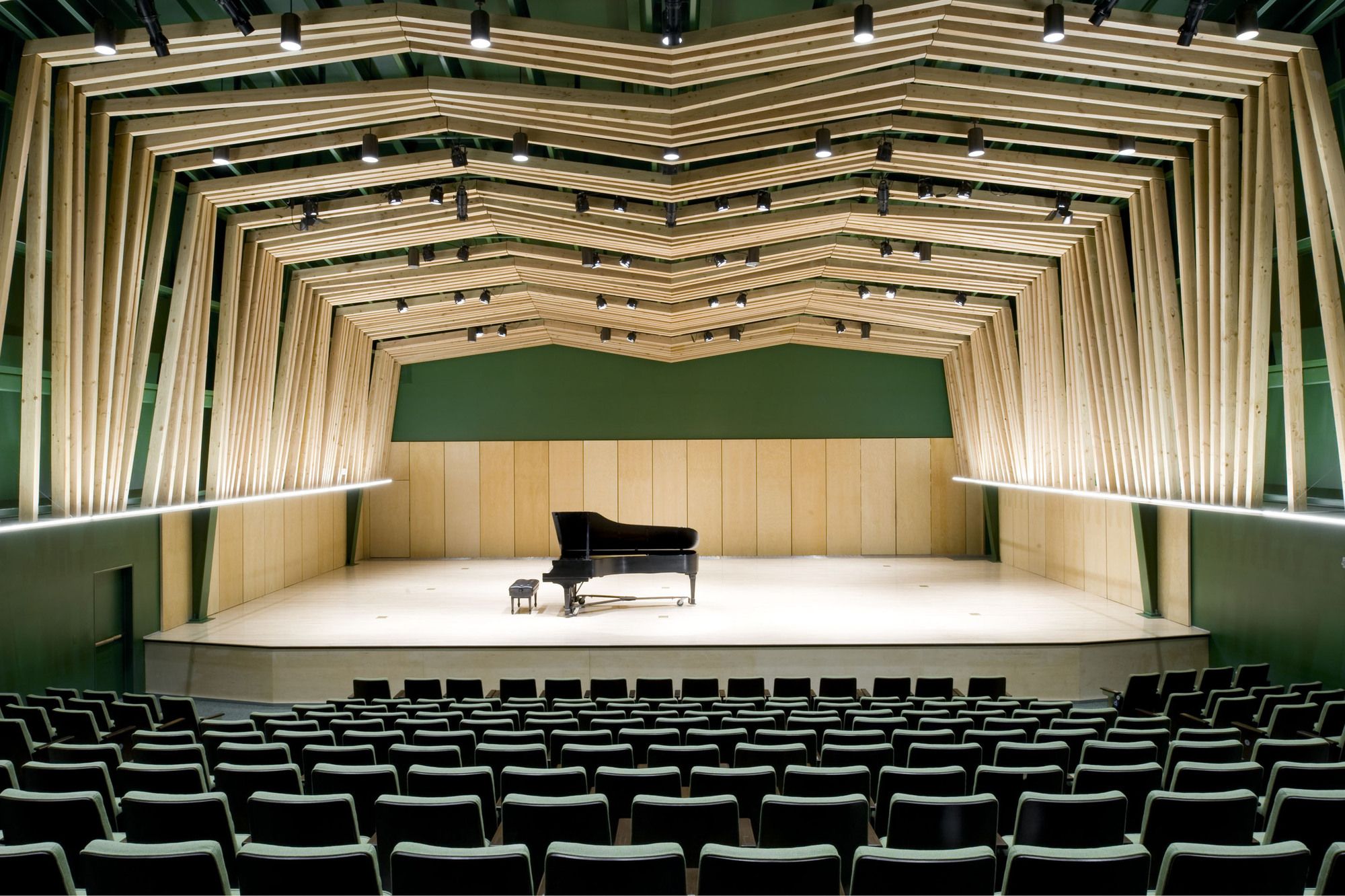 Nisui Hall