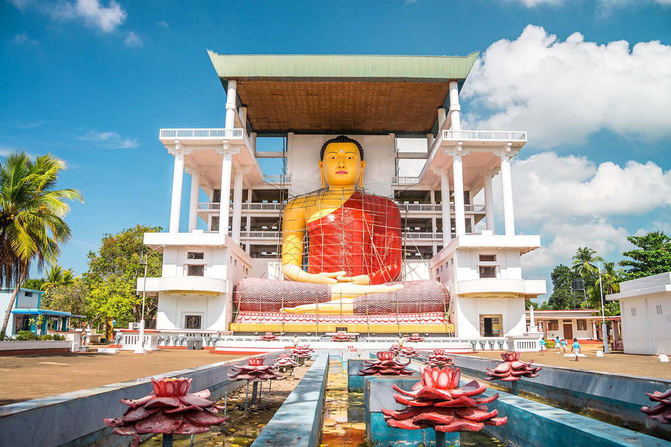 Weherahena Buddhist Temple