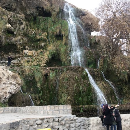 Niasar Waterfall