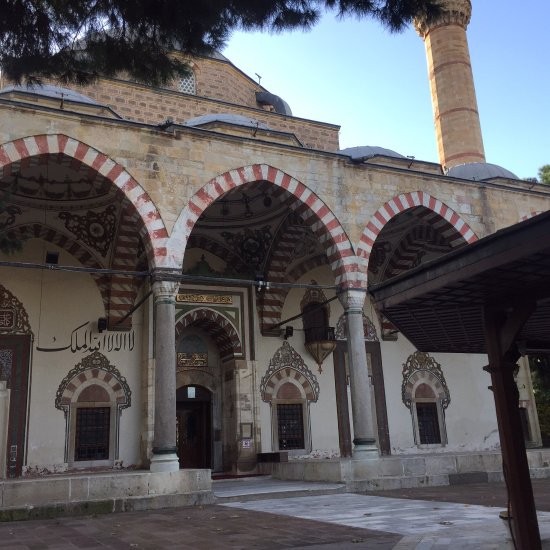 Sultan Camii ve Kulliyesi
