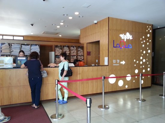 Spa Laqua