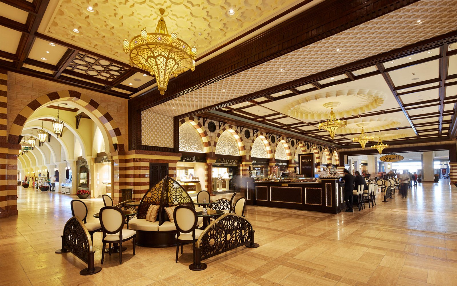 Dubai Cafe
