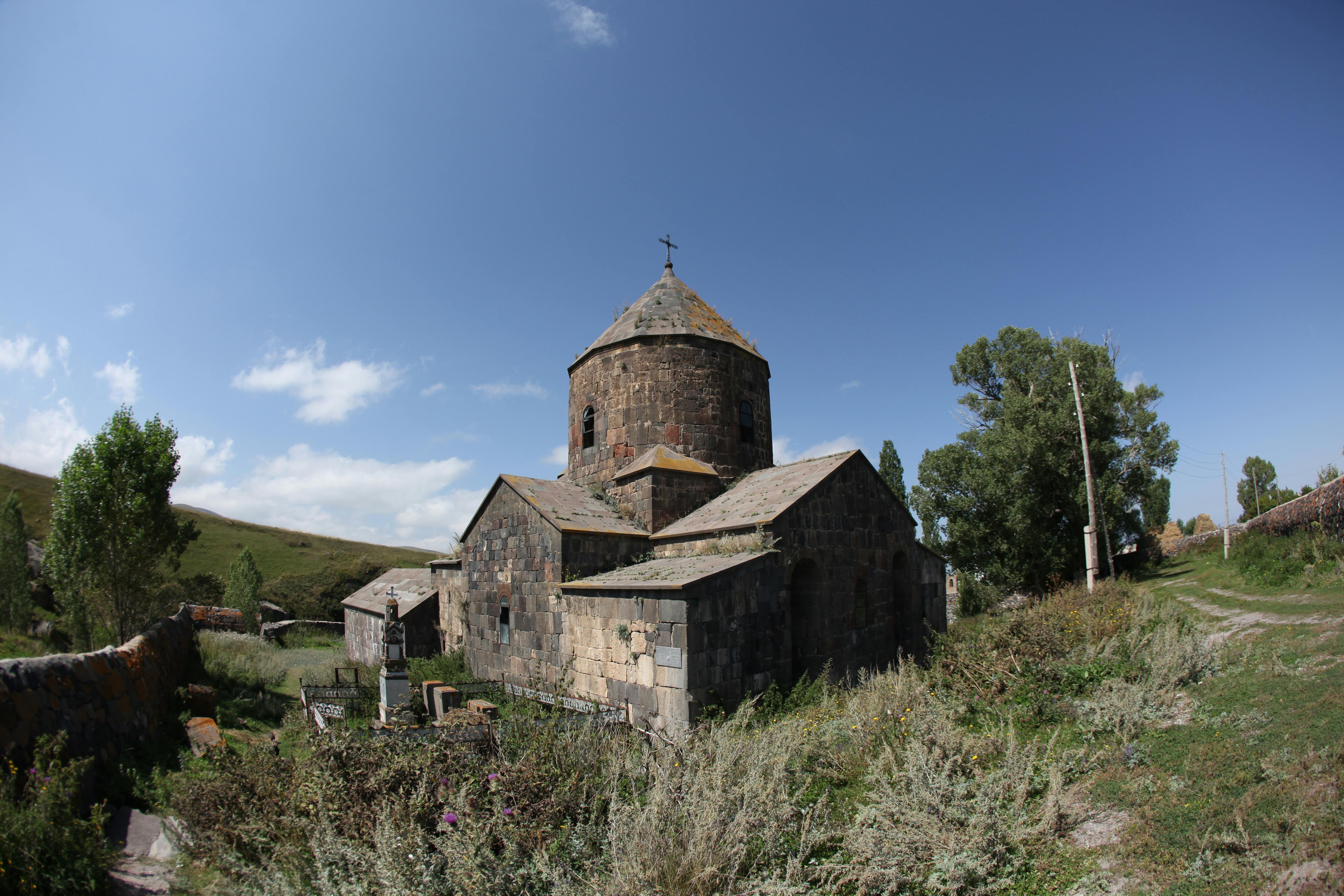 Makenis Monastery