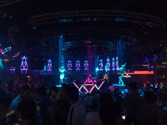 Phuong Dong Nightclub