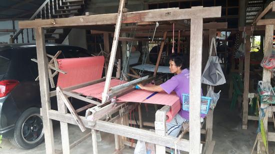 Thai Loei Ban Kang Pla Weaving Group