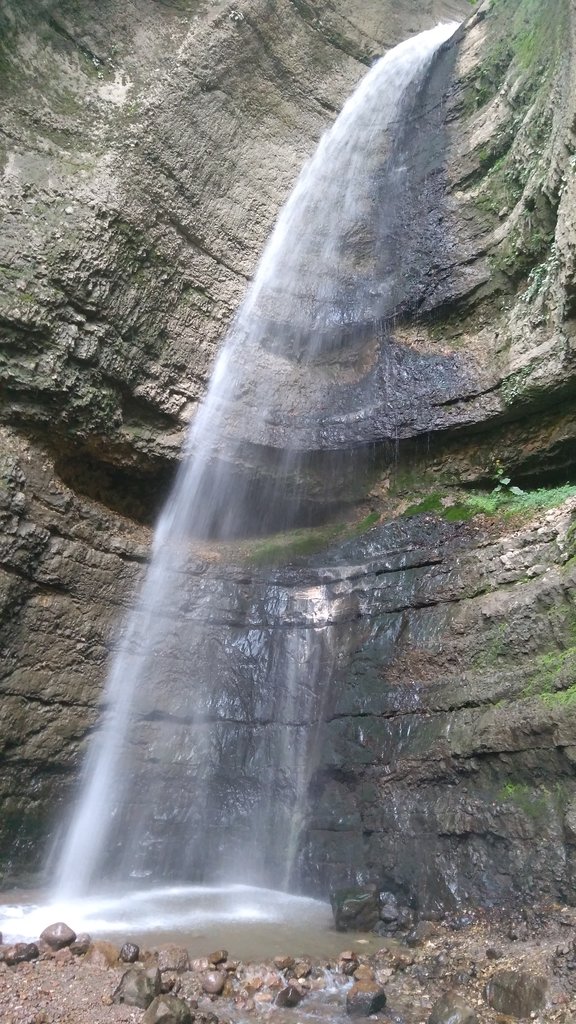 Tuzluk Shapa Waterfall