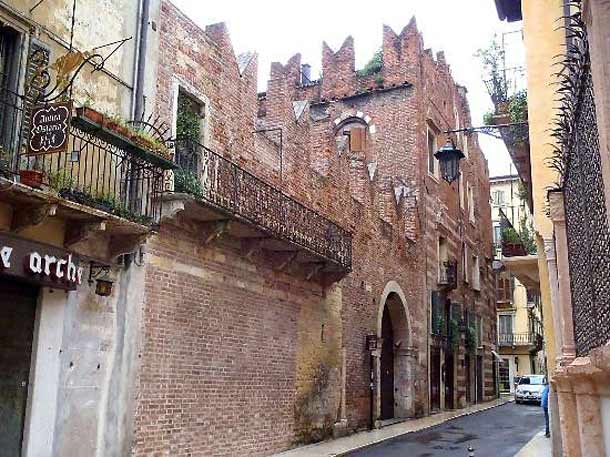 Romeo's House (Casa di Romeo)