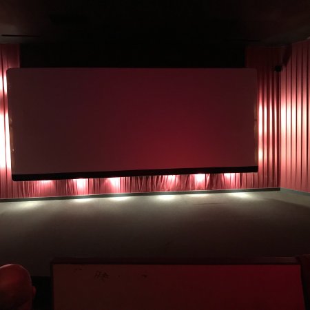 Commodore Cinema