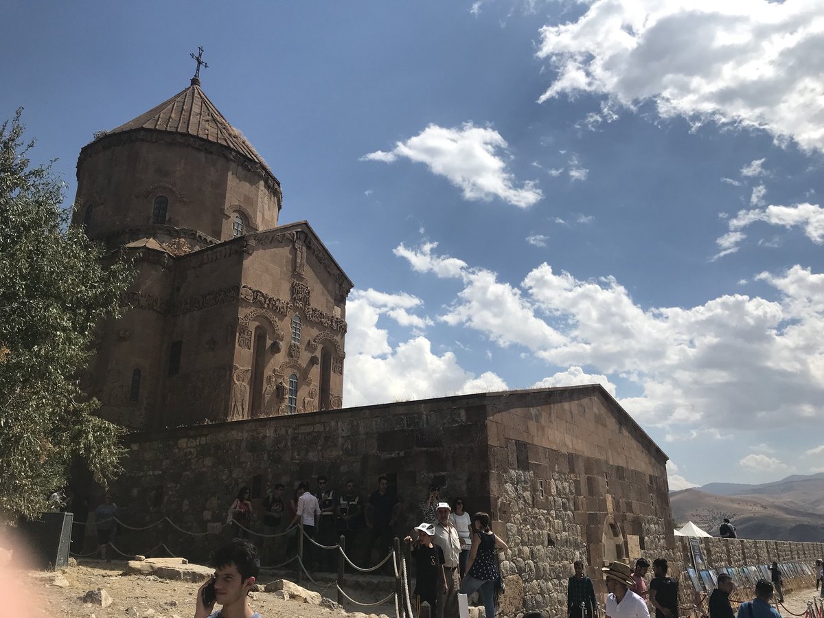 Surp Karabet Kilisesi